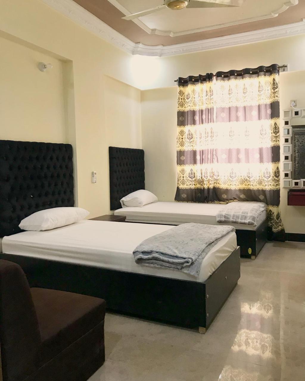 קראצ'י Hotel Second Home מראה חיצוני תמונה