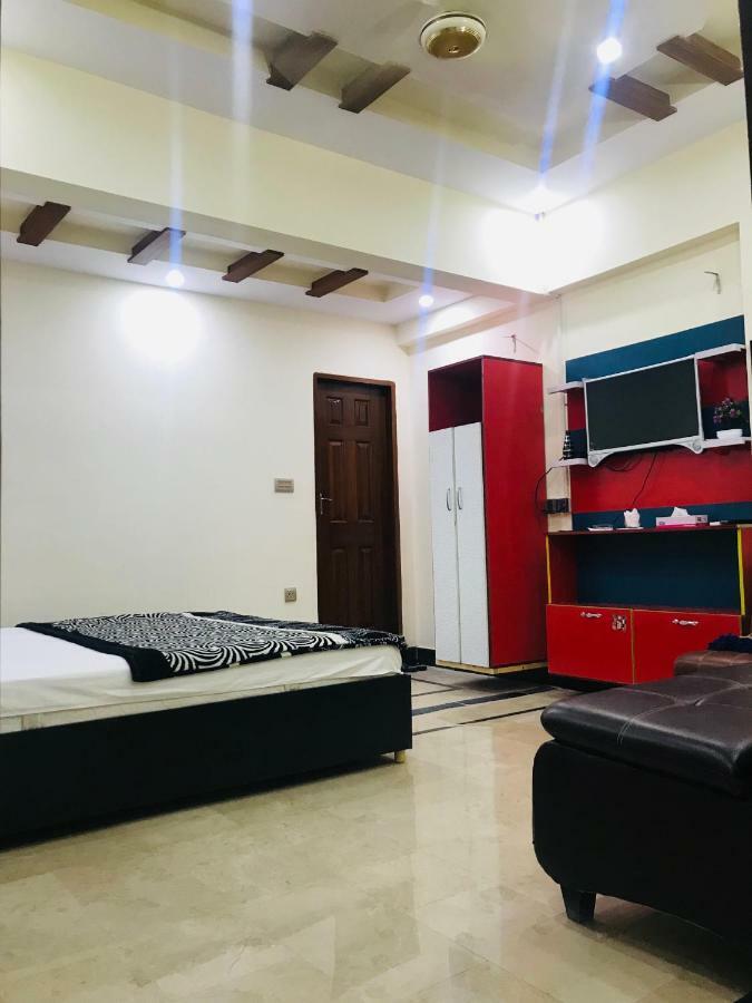 קראצ'י Hotel Second Home מראה חיצוני תמונה